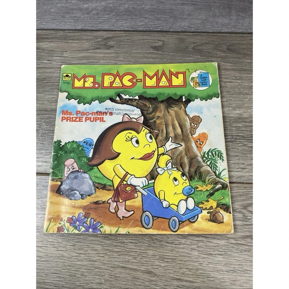 Golden Ms. Pac-Man's Prize Pupil Childrens OS Yellow‎ Good 1983 Vintage Book